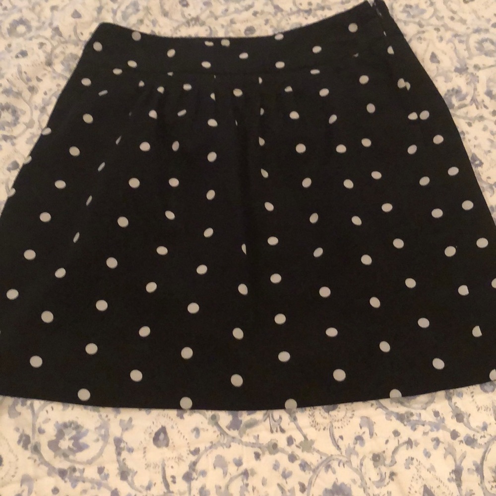 Worthington Black white polka dot silky skirt 8P